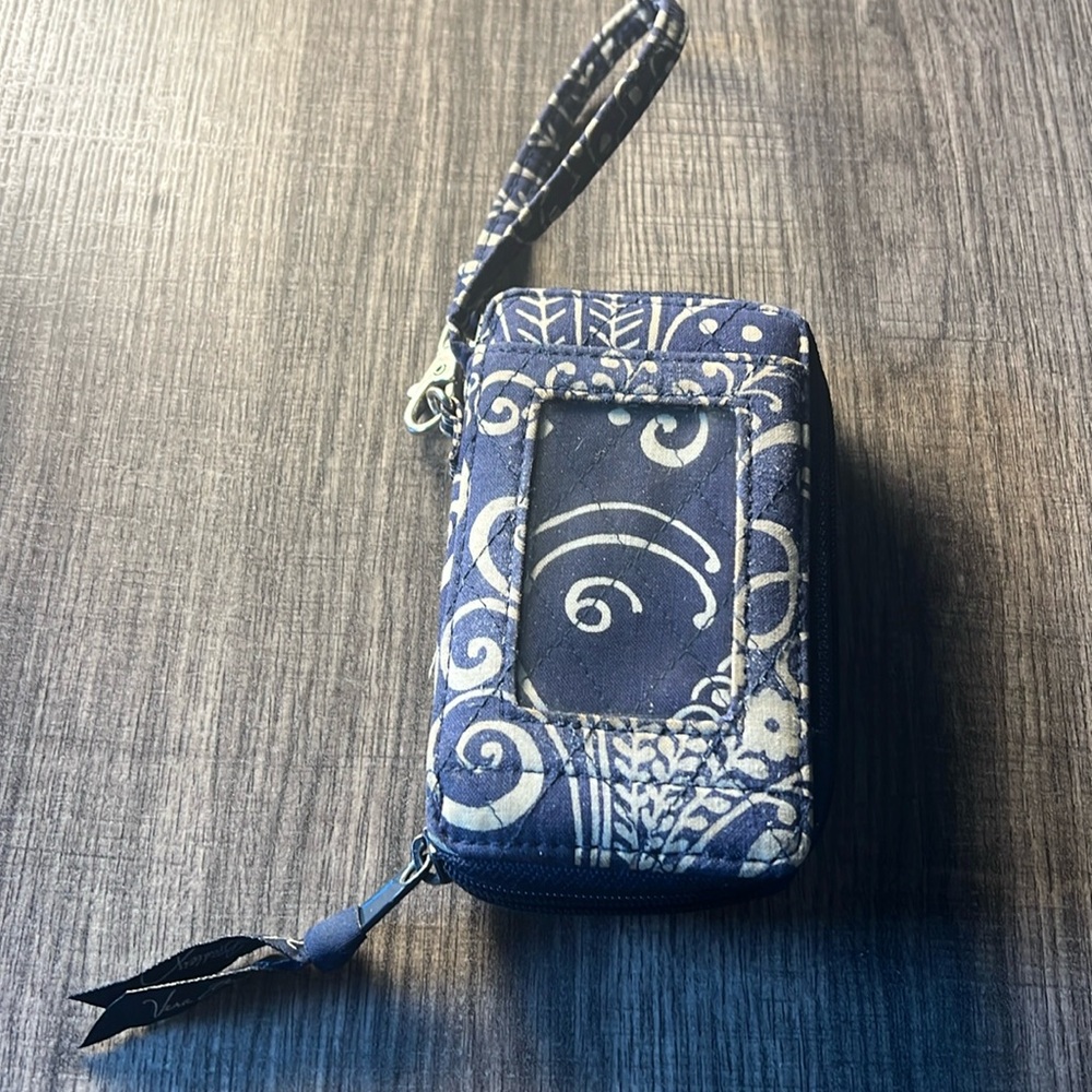 Vera Bradley Twirling Bird Wristlet Wallet  Color Blue/White